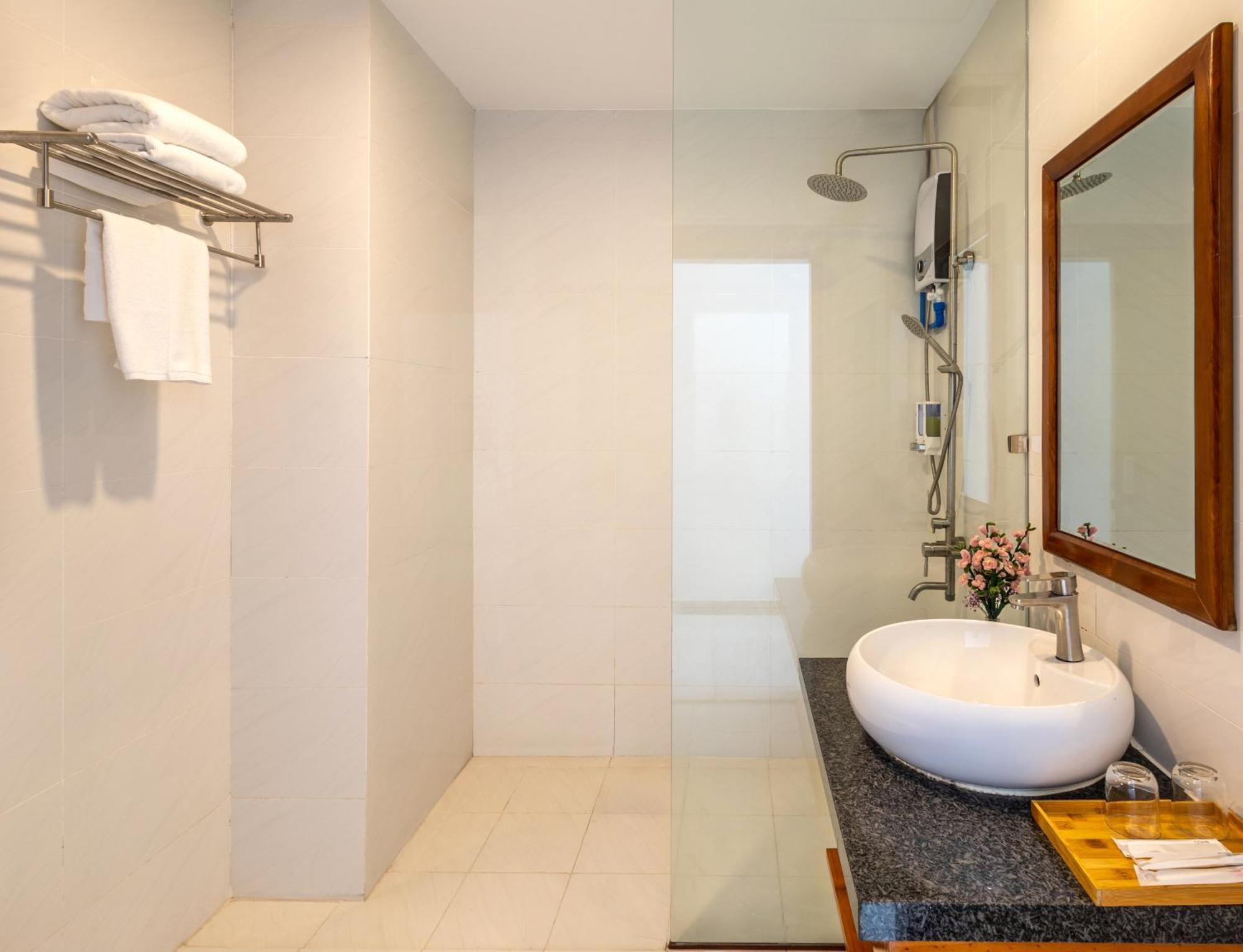 Amon Hotel Phu Quoc Exteriör bild